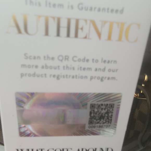 Louis Vuitton Berkley - Picture 5 of 7